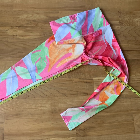 NWOT Tropical Print Tights: Onzie - Picture 12 of 13